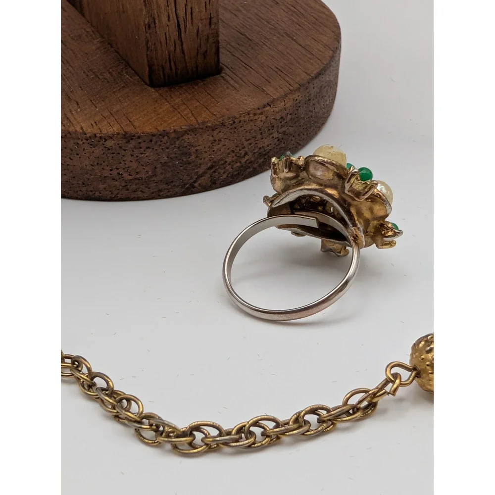 Vintage Unsigned Gold Tone Green Cream Bead Necklace Adjustable Ring Set Broken